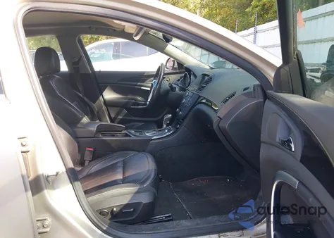 2013 Buick Regal Turbo - Premium 1 from USA, damaged, VIN 2G4GS5EV5D9237441